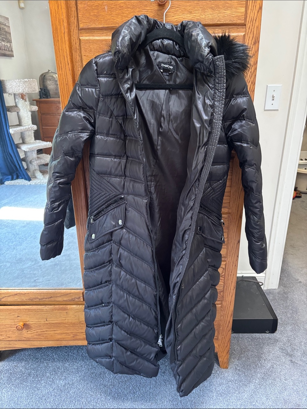 bebe Black Quilted Down Long Puffer Coat with Hood and Faux Fur Trim